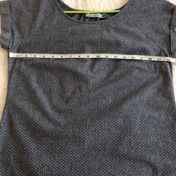 Amanda Laird Cherry Chambray Blouse🌷 - Picture 4 of 5